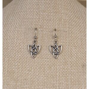 Vintage Irish Sterling Silver Celtic Knot Peter Stone Co. Dangle Earrings